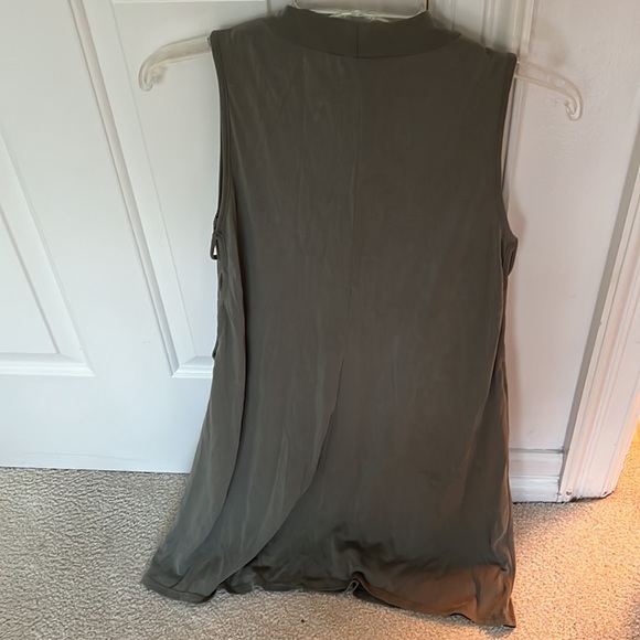 Green Altar’d State dress - Picture 3 of 4